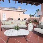 Costa Del Sol Frontline Sea View Penthouse Lägenhet