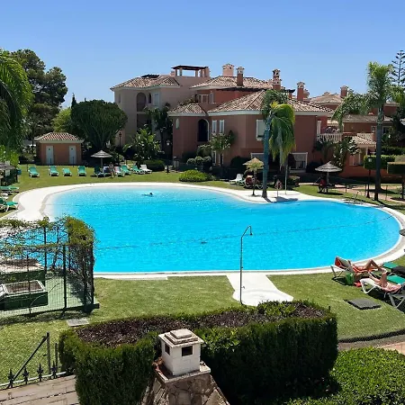 Costa Del Sol Frontline Sea View Penthouse דירה *
