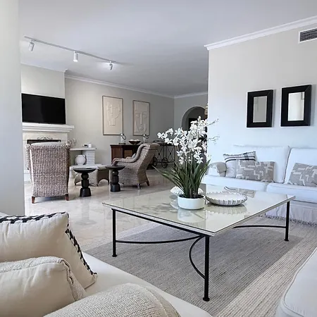 Costa Del Sol Frontline Sea View Penthouse Apartament